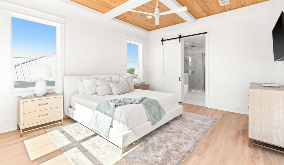 3rd Floor King Suite