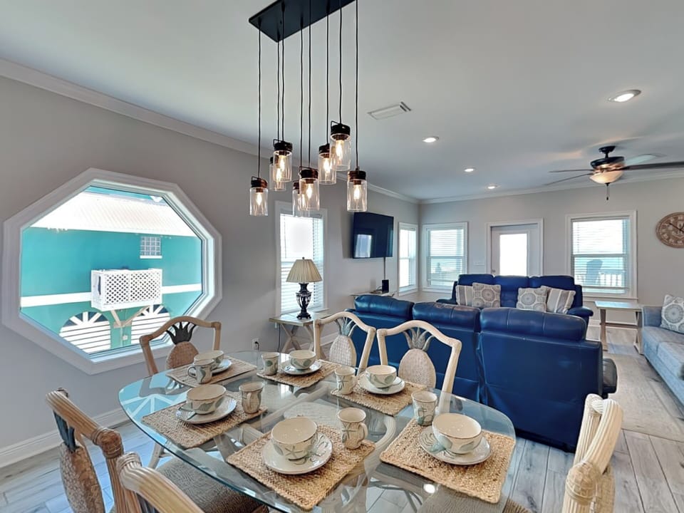 Dining Area - First Floor