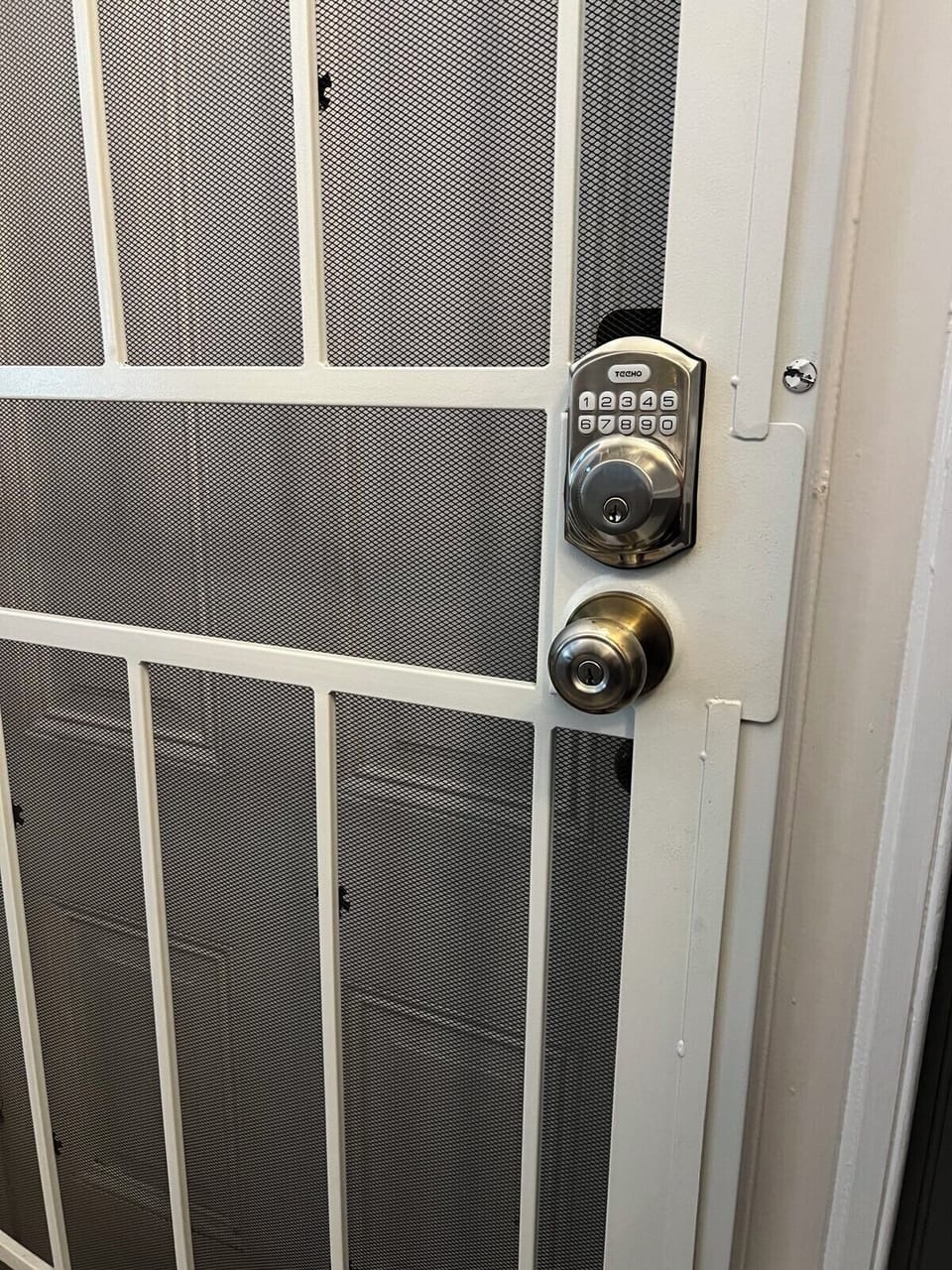 Let yourself in with the keypad lock