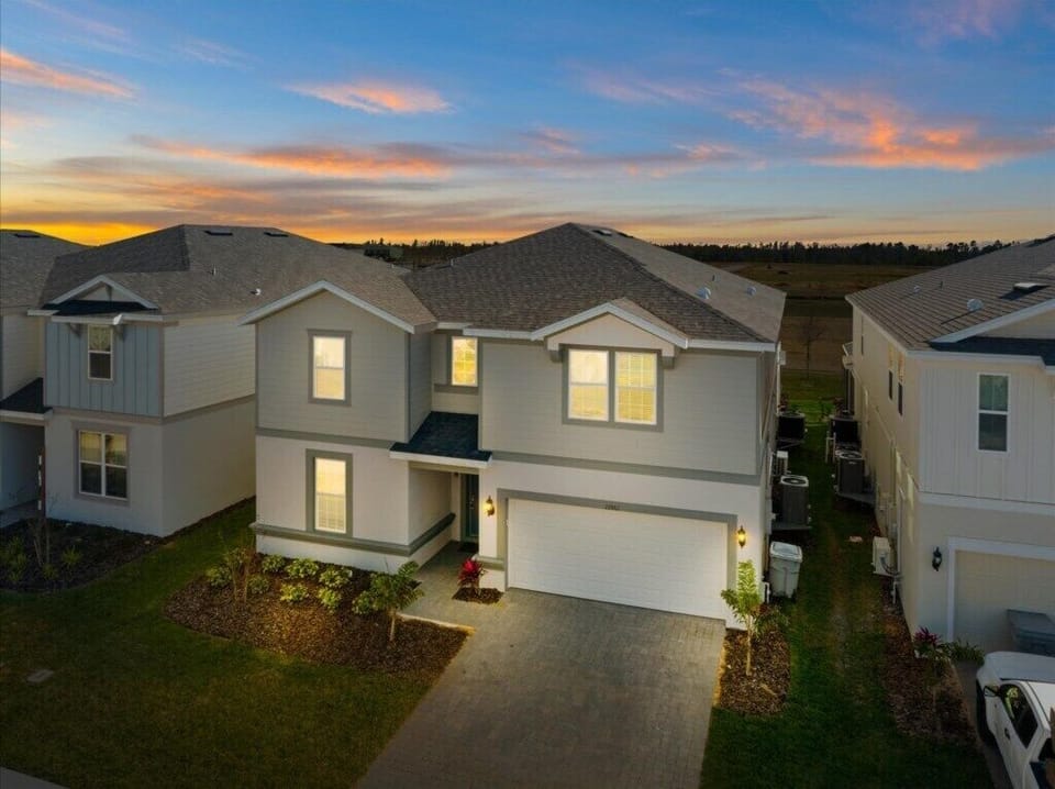 15981 Cape Coral Loop (1).jpg