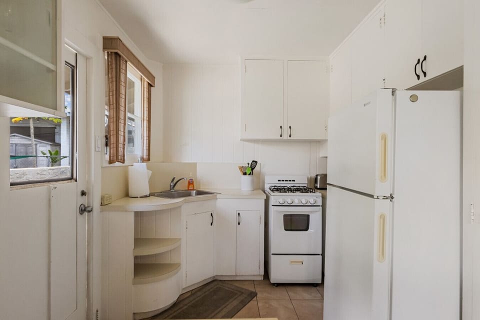 Cook at home, relax, and enjoy island vibes