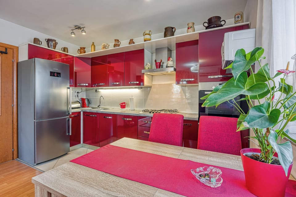 Kitchen and dining area