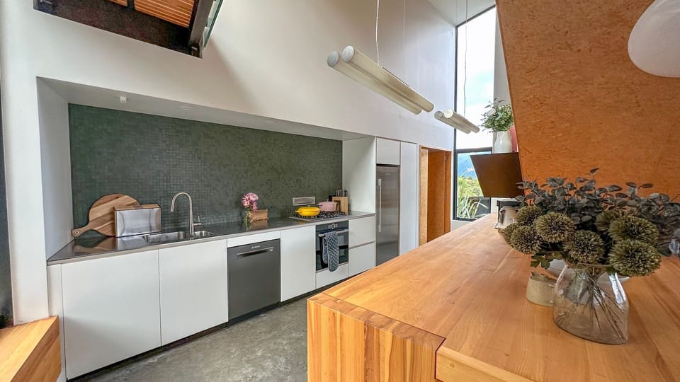 Kitchen with large workbench