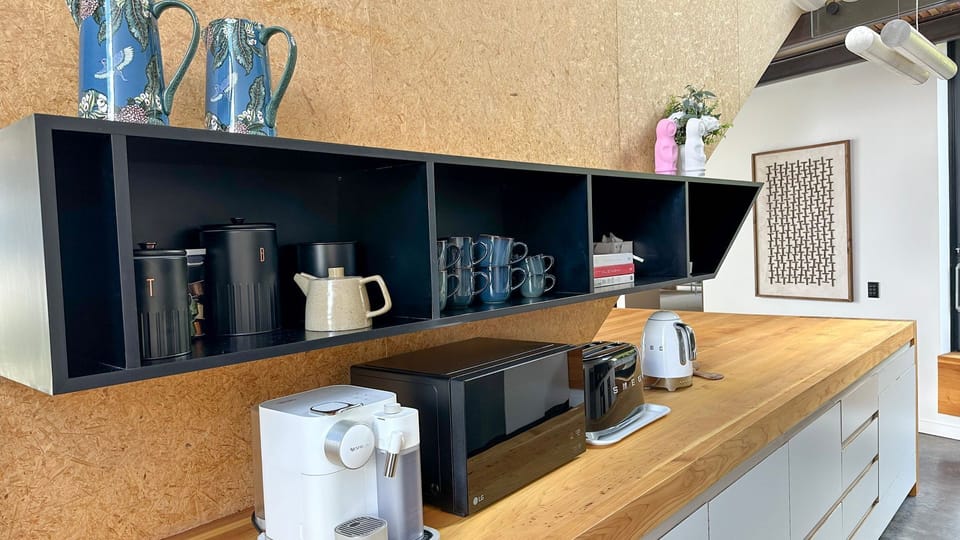 Fully equipped Kitchen - with the essential coffee machine