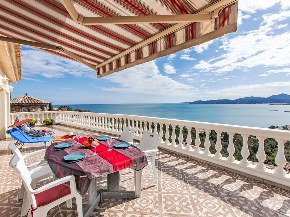 Sea, Balcony, Coast, Coastal And Oceanic Landforms, Ocean, Resort, Beach, Caribbean, Eco Hotel, Shade