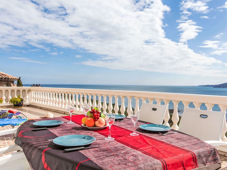 Furniture, Sea, Table, Coast, Coastal And Oceanic Landforms, Chair, Ocean, Beach, Resort, Outdoor Furniture