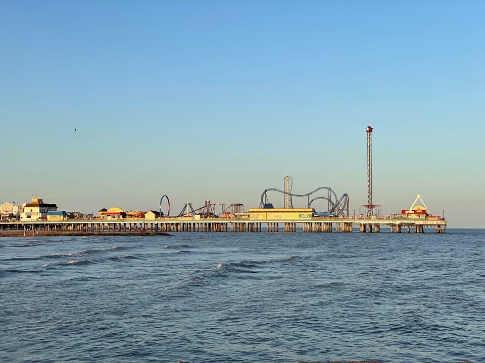 Pleasure pier in town 