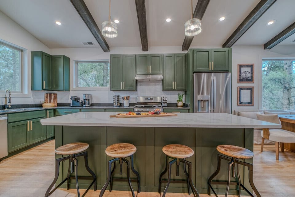 Fully Stocked Kitchen - you have EVERYTHING you need and want! Coffee, Keurig, Airfryer, Waffle maker and more!