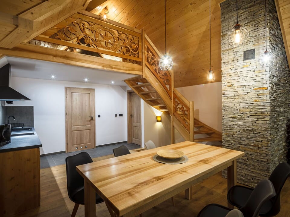 Property, Furniture, Table, Building, Cabinetry, Wood, Chair, Interior Design, Lighting, Architecture