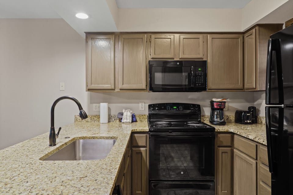 Full Kitchen
