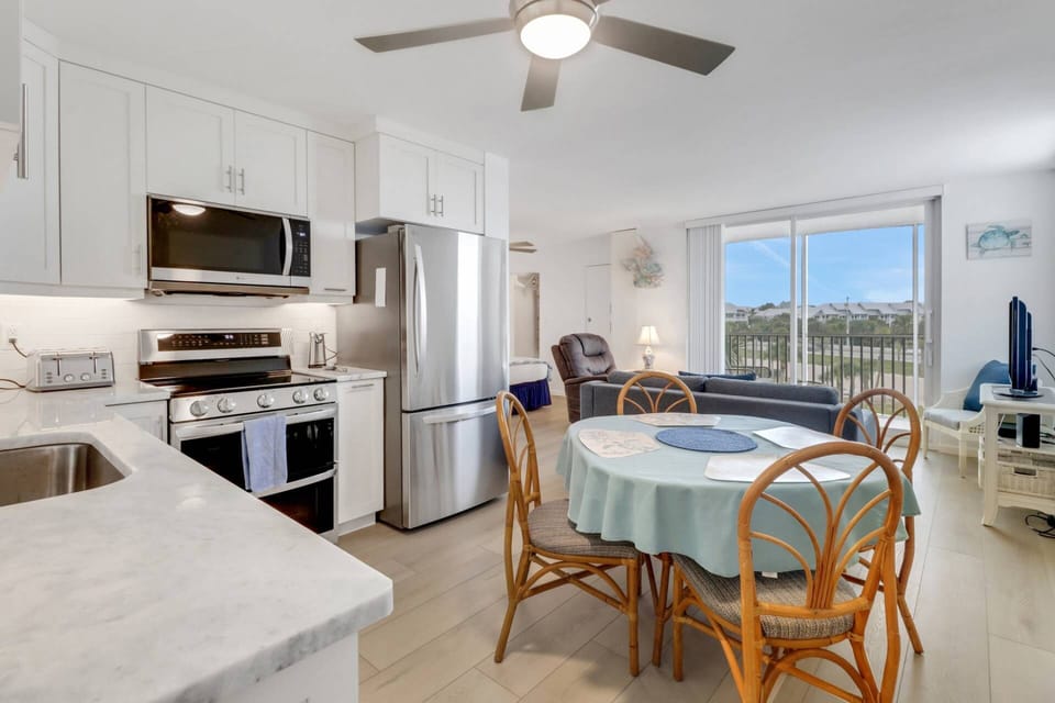 This newly remodeled studio in Bonita Springs will make a wonderful beach getaway for up to 4 - right across the street from the Gulf!