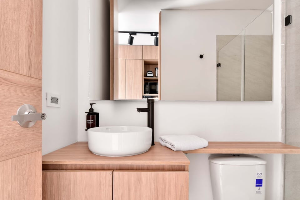 Modern bathroom