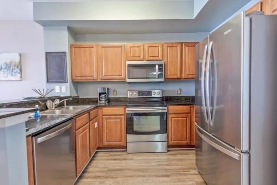 Full Kitchen