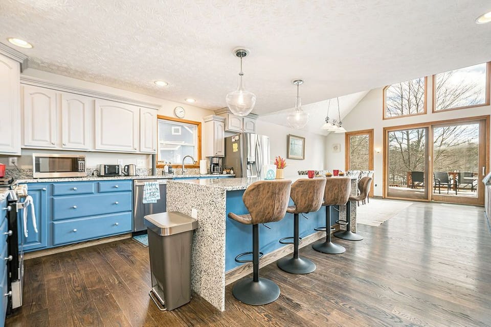 LingerLonger Web ML Kitchen 1