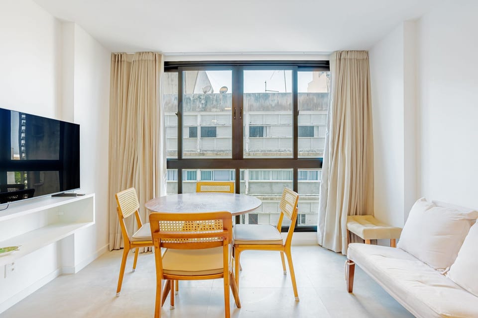 Bedroom,Living Room