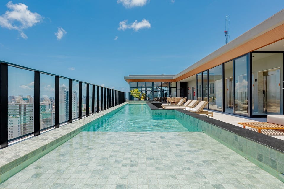 Seating area,Swimming pool