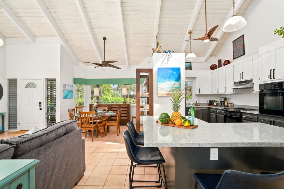 Island with seating for Four