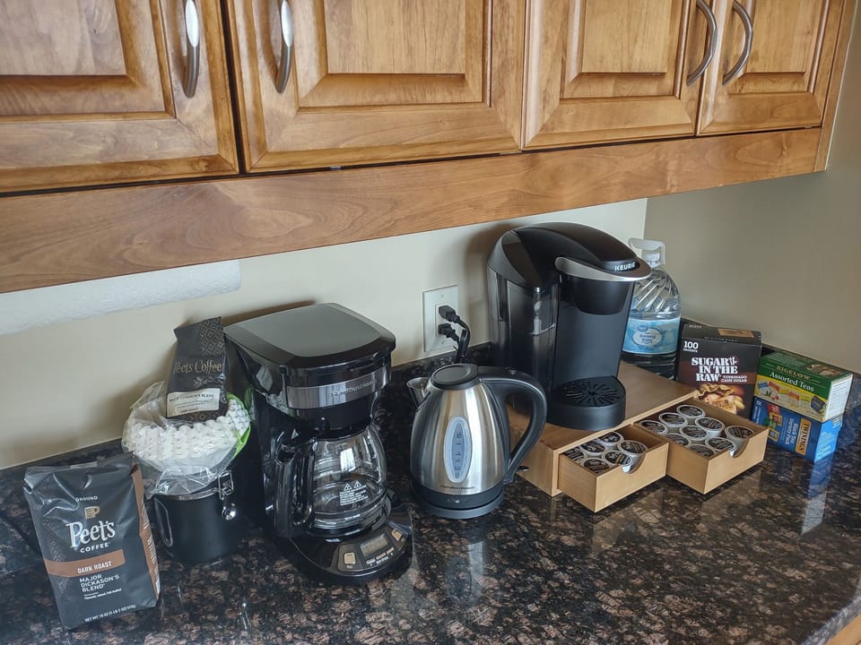 This is a Coffee & Tea Station you will love to wake up to. Morning coffee YES !