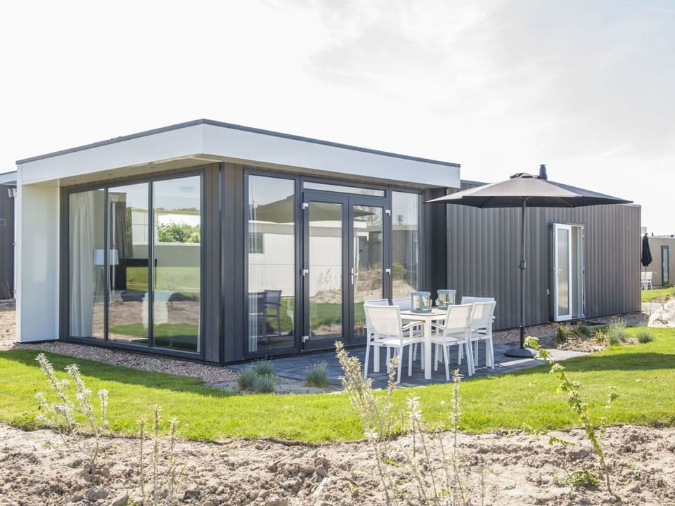 Home, Cottage, Estate, Shade, Garden, Backyard, Yard, Hacienda, Landscaping, Garden Buildings