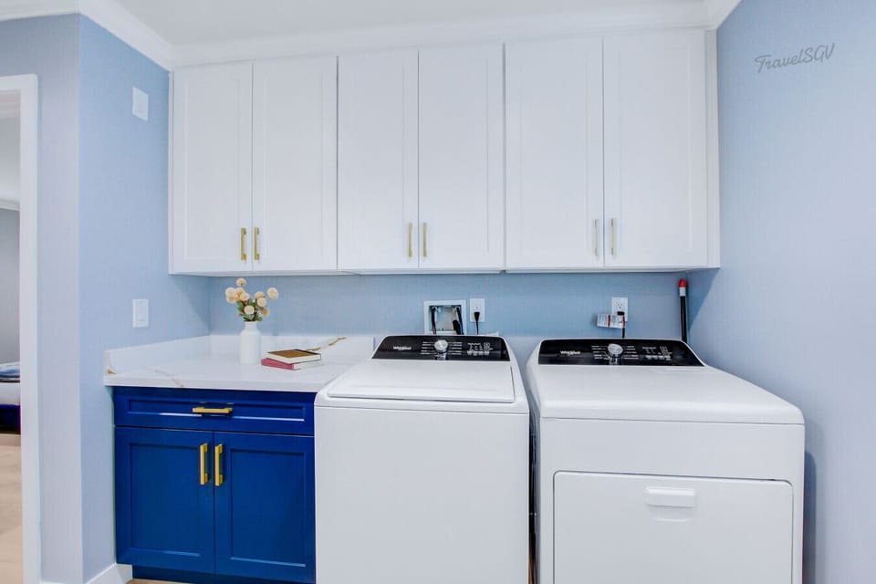 Keep your wardrobe adventure-ready with in-home laundry. #TravelSGV