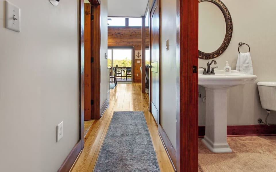 Upstairs Hallway leading from Second King Bed suite to the loft area 