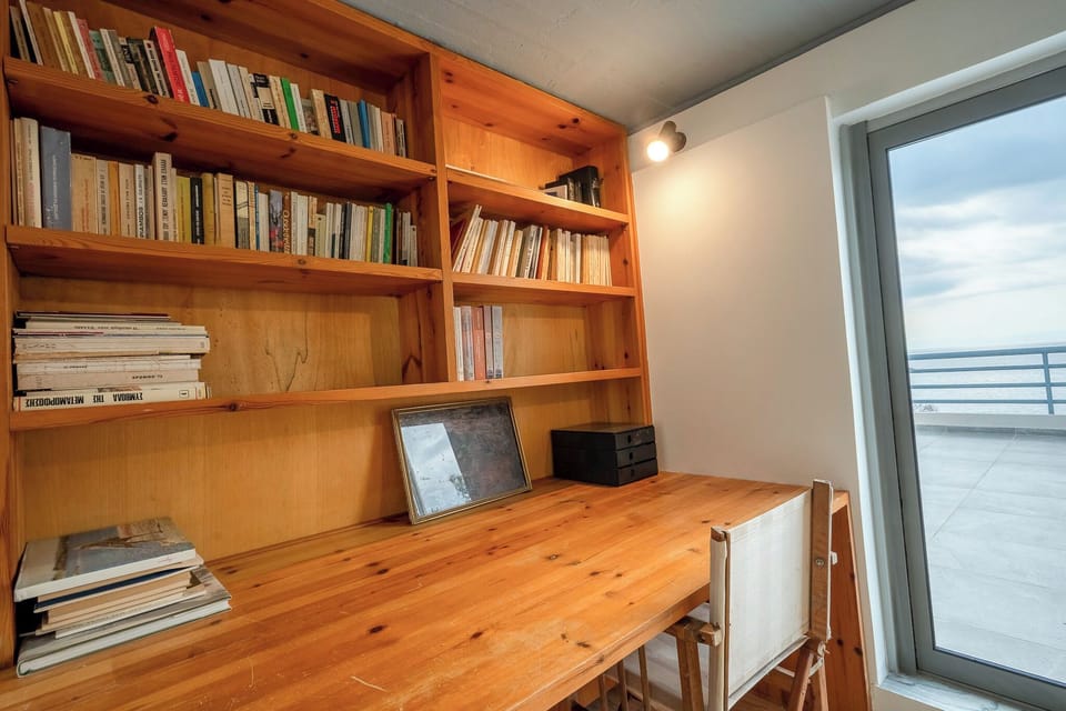 Library - Work Space