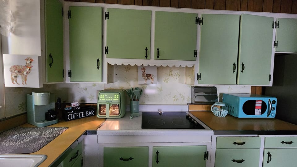 No oven available at this property 