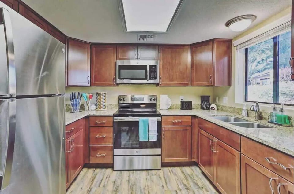 Fully equipped kitchen for all your culinary needs.