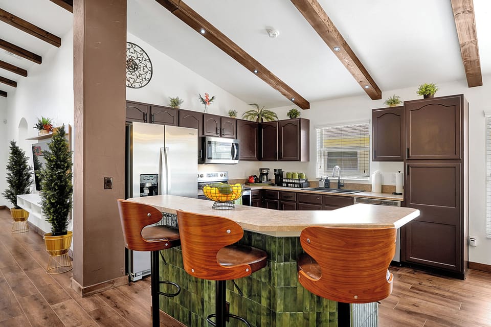 breakfast bar