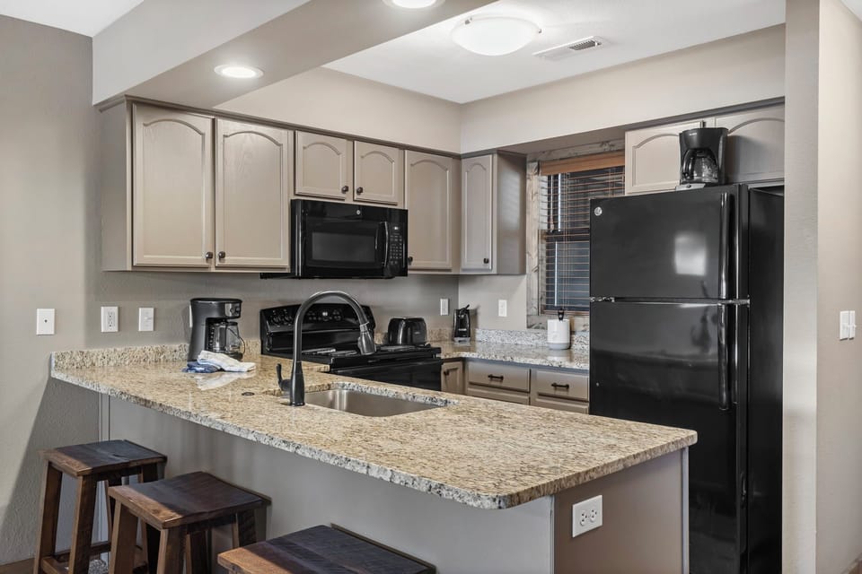 Full Kitchen