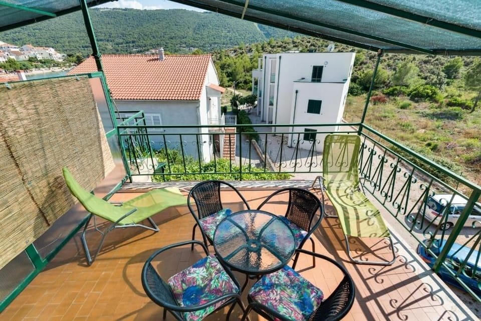 Terrace 1