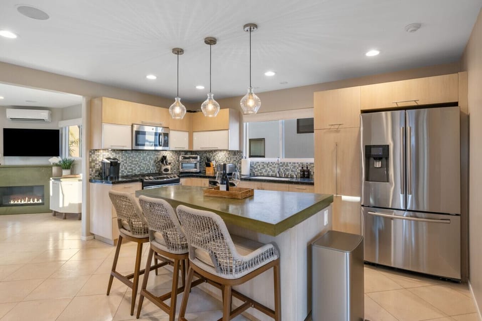Full kitchen with essential cooking utensils