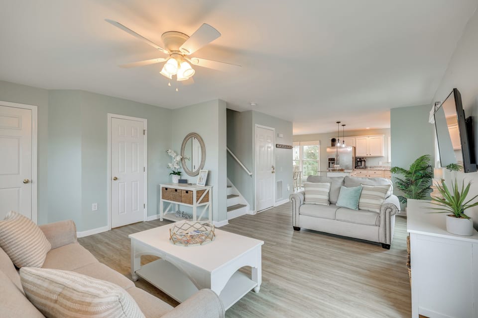 Living Room | 1st Floor | Queen Sleeper Sofa | Central A/C & Heating