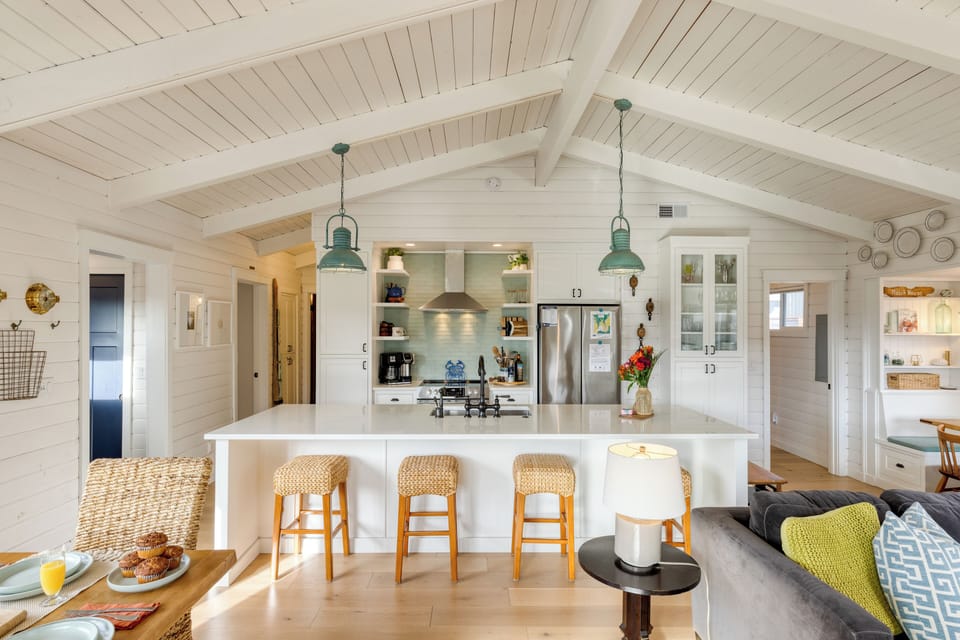 Open floor plan.