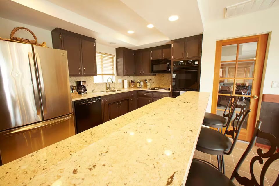 Kitchen Bar
