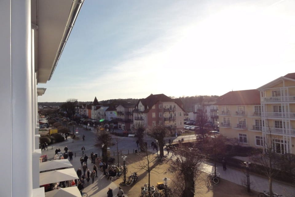 Immediate Surroundings [summer] (<1 km)