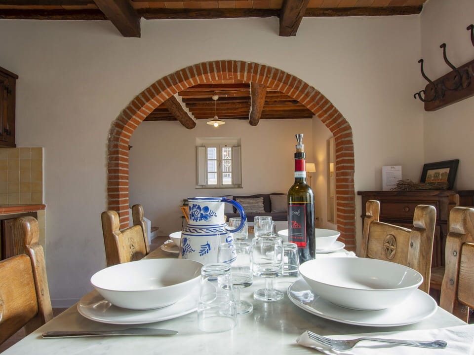 Blue, Water, Water Resources, Body Of Water, Waterway, Coastal And Oceanic Landforms, Sea, Coast, Bank, Lake