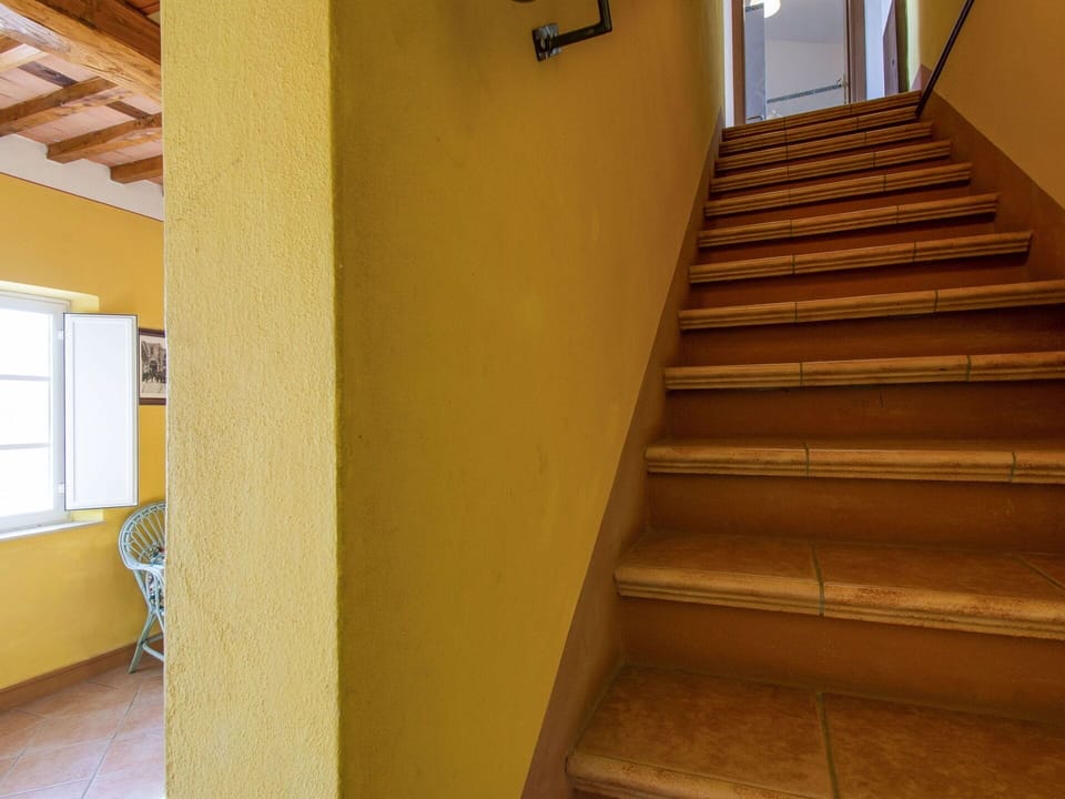 Blue, Water, Water Resources, Body Of Water, Waterway, Coastal And Oceanic Landforms, Sea, Coast, Bank, Lake