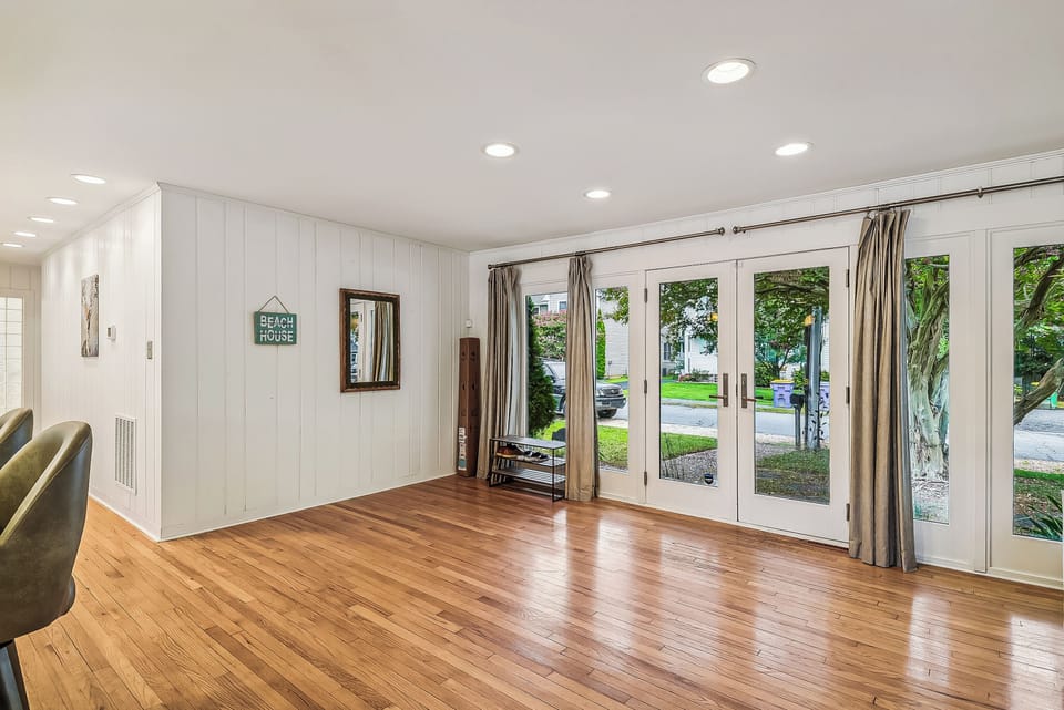 Main Level,Living Area,