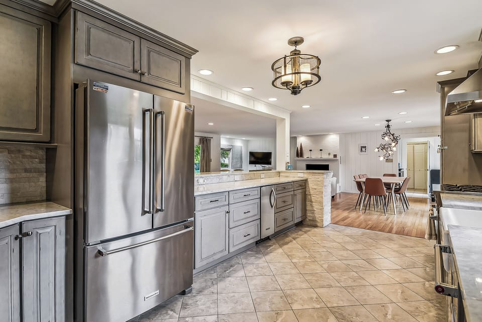 Main Level,Kitchen,