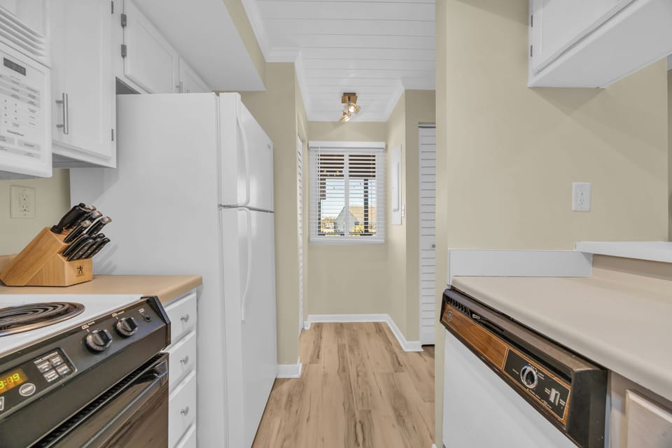 Cook your family dinner breakfast in our fully stocked kitchen.