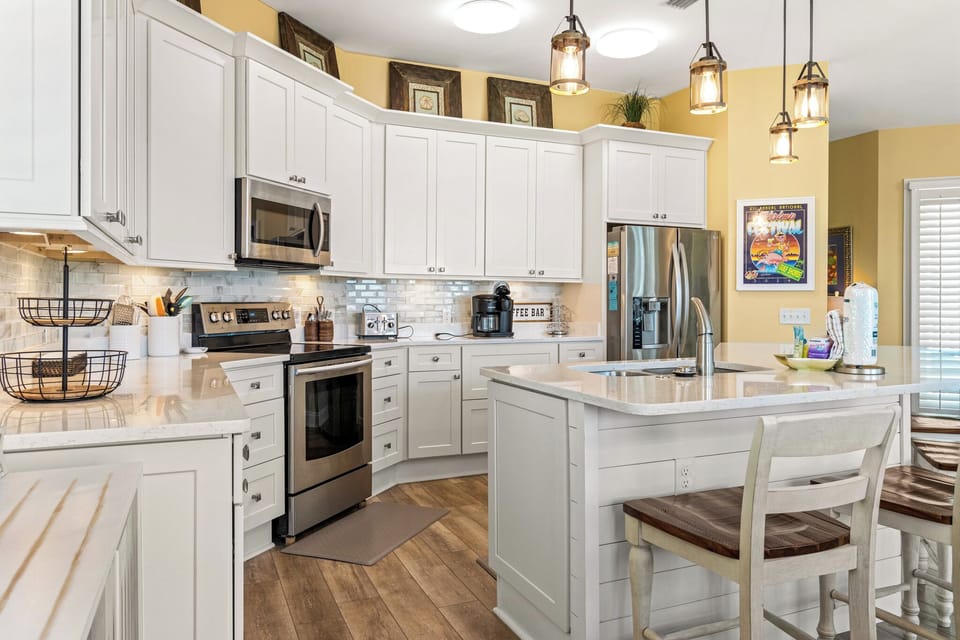 Kitchen - Stainless Steel Appliances - Floor 1