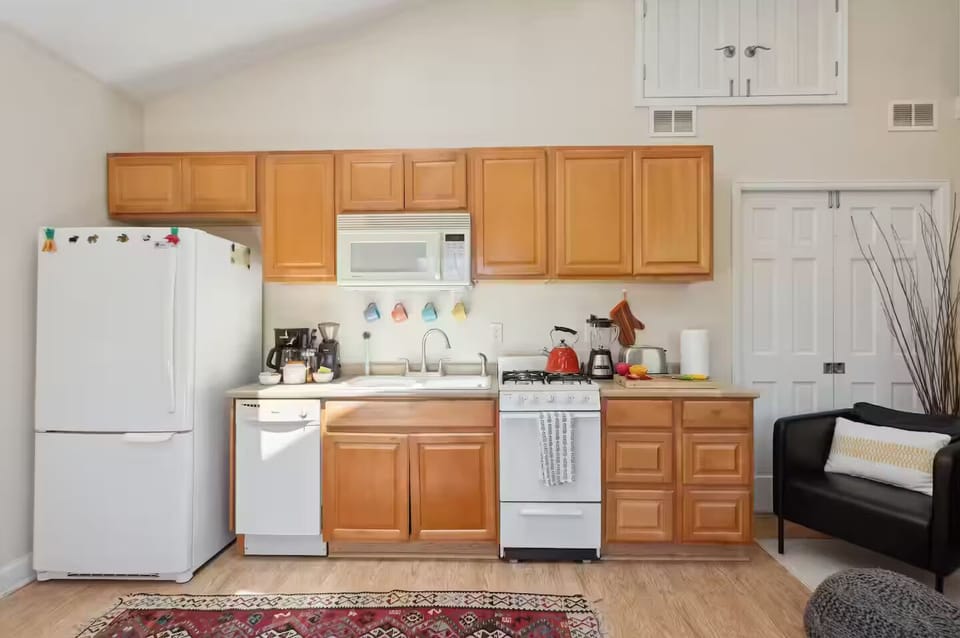 Full Kitchen with everything you need to cook a great home cooked meal