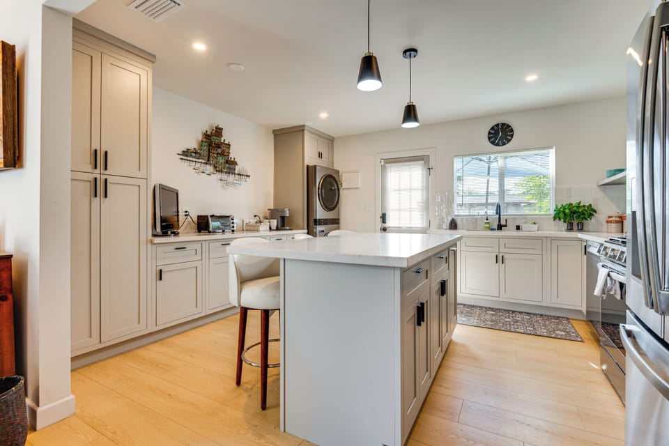 Kitchen | Toaster | Washer & Dryer