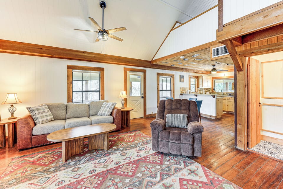 Interior | Central A/C | Electric Heating | Free WiFi