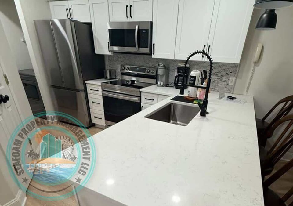 Fully updated kitchen