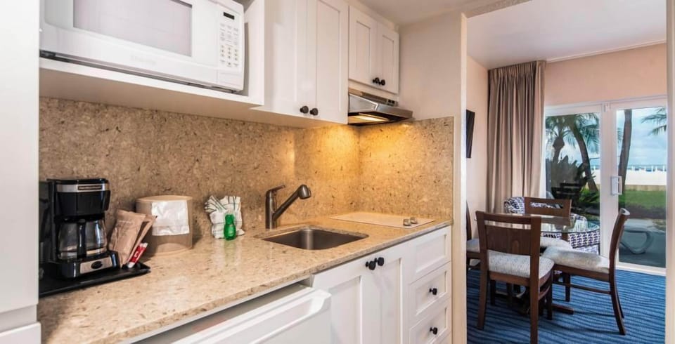 Start mornings with fresh coffee in your convenient kitchenette.