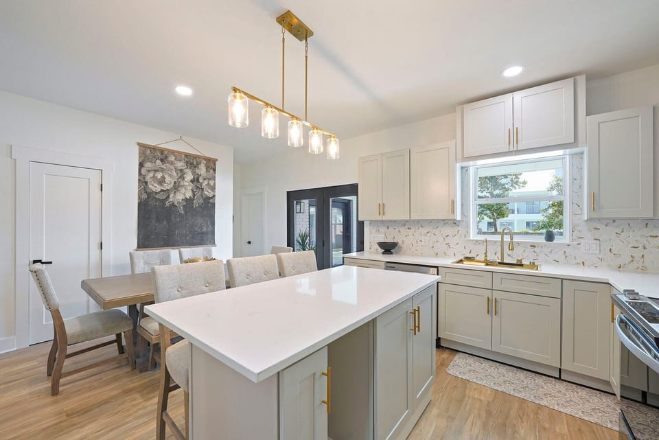 Coastal Cove - New Vacation Rental House with Private Pool and Game Room Near Crystal Beach in Destin, Florida - Five Star Properties Destin/30A