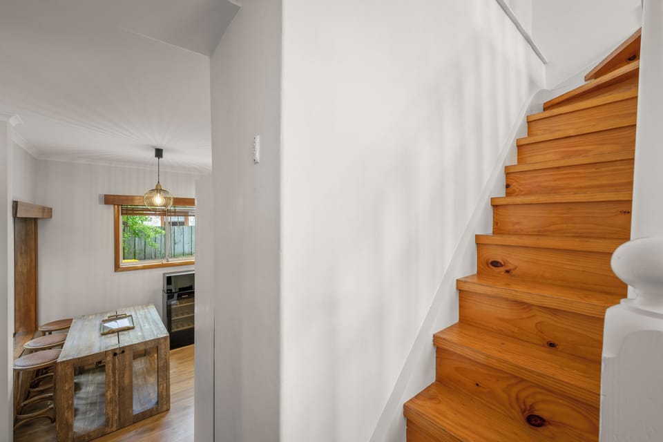 Molle St Hobart Retreats Tasmania Jan 2025 -33