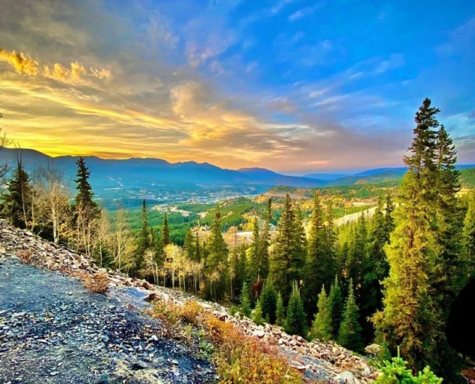 Explore Summit County's golden aspens, hiking trails, bike trails, & side roads